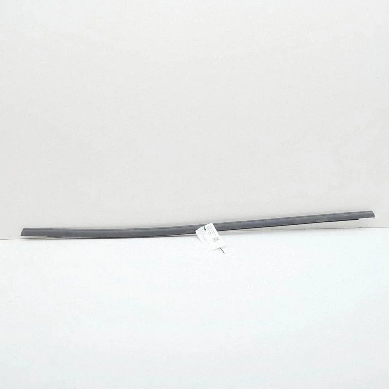 Tagaukse klaasi liist 57L839478
