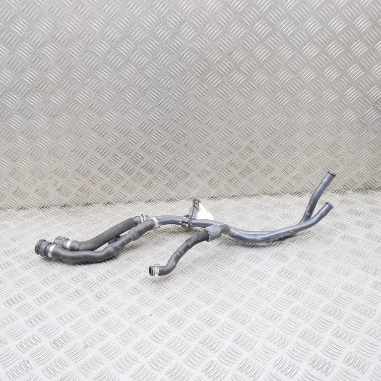 Engine coolant pipe/hose – Volkswagen Tayron II (2024-)