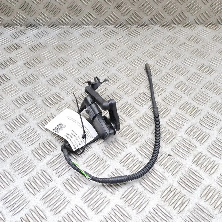 Aizmugurējās gaisa balstiekārtas augstuma sensors 8K0973703