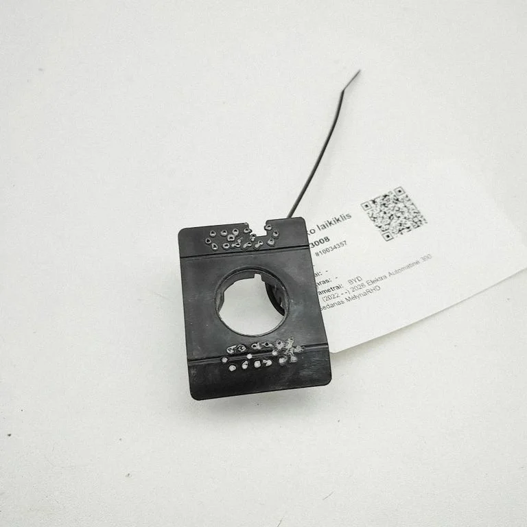 Eesmise parkimisanduri (PDC) hoidik EKEA2800222 – BYD Seal U (2024-)