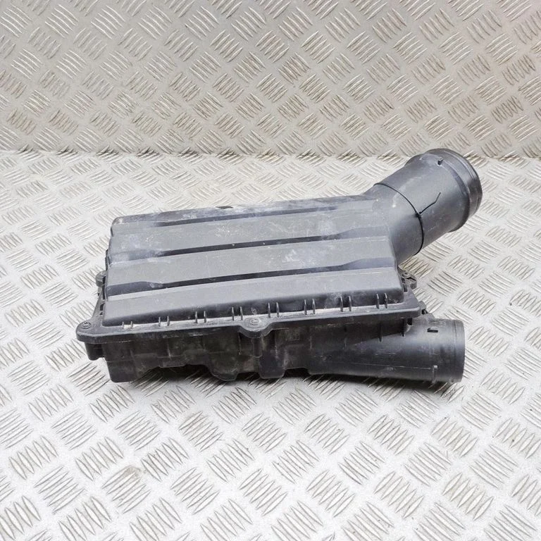 Õhufiltri korpus 05E129607A
