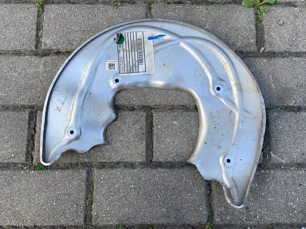 Esimese piduriketta tolmukaitse 8W0615311E