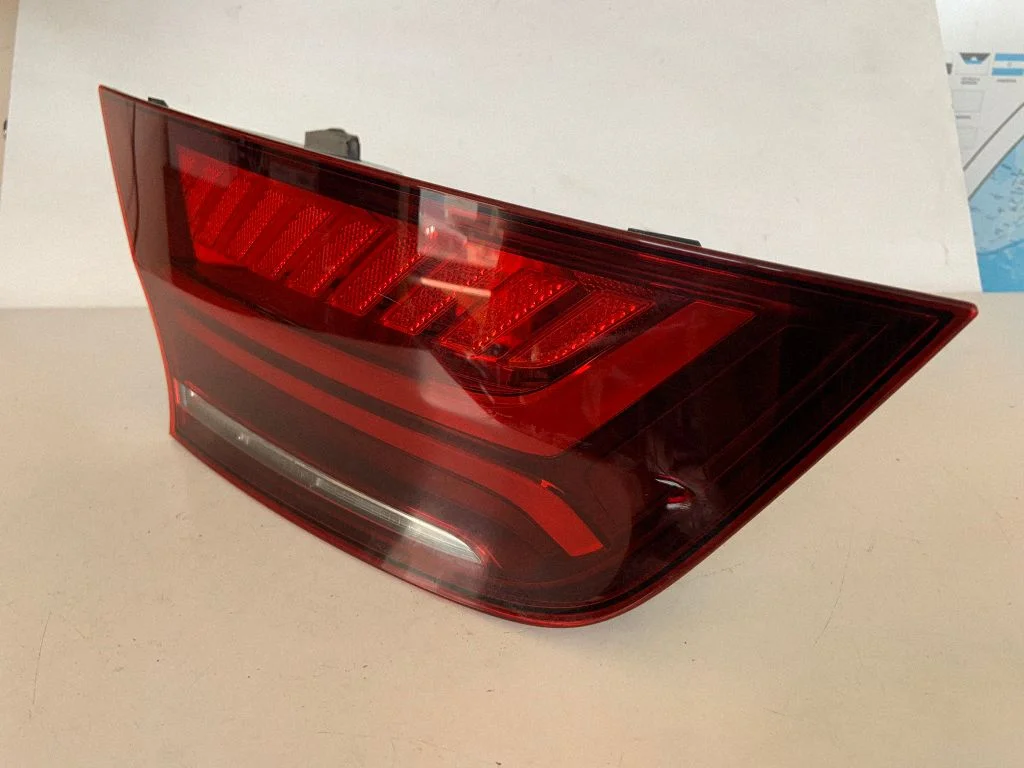 Lampa tylna w błotniku – Audi A7 S7 4G (2011-2017)