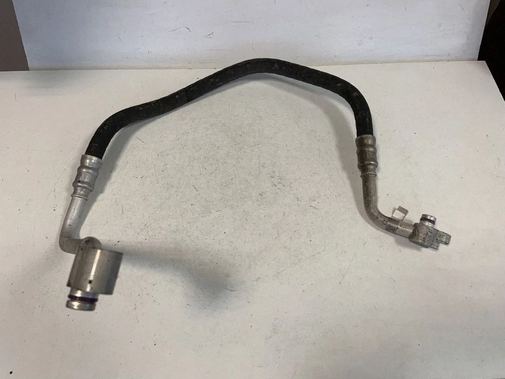 Air conditioning (A/C) pipe/hose 8R0260701S