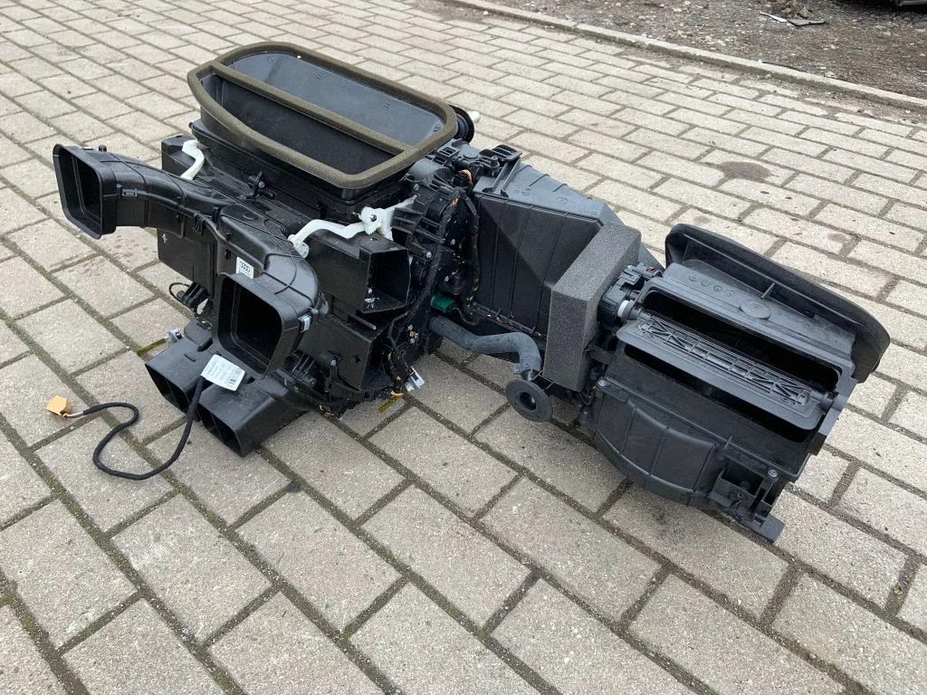 Salono oro mazgo komplektas