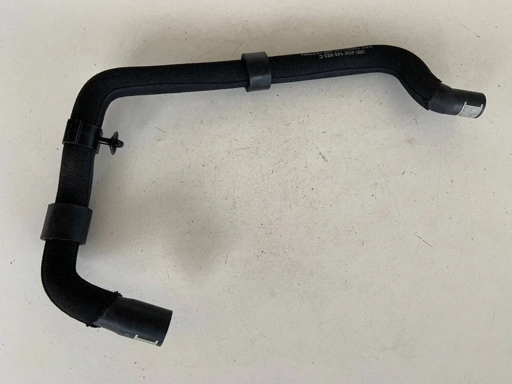 Mootori jahutusvedeliku toru / voolik 4G0145923C