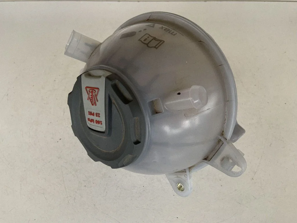 Jahutusvedeliku paisupaak 80A121405AG