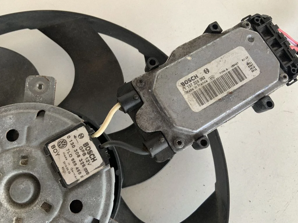 Electric radiator cooling fan 7L0959455F