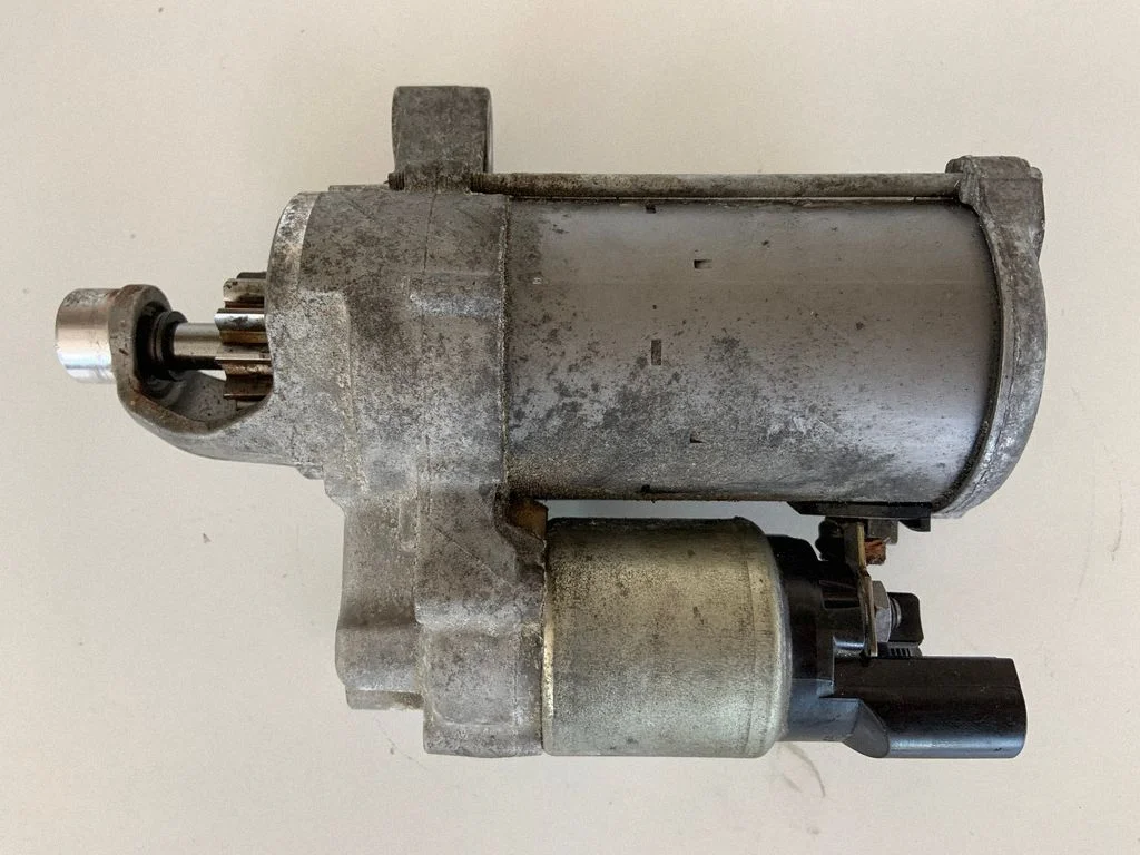 Starter 06L911021A