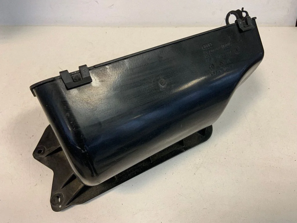 Air intake duct part 8K1819904A