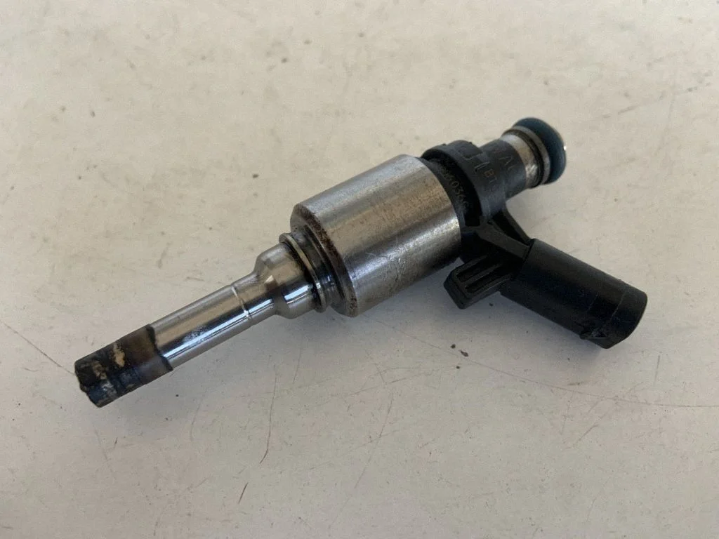 Fuel injector – Audi Q5 SQ5 8R (2008-2017)