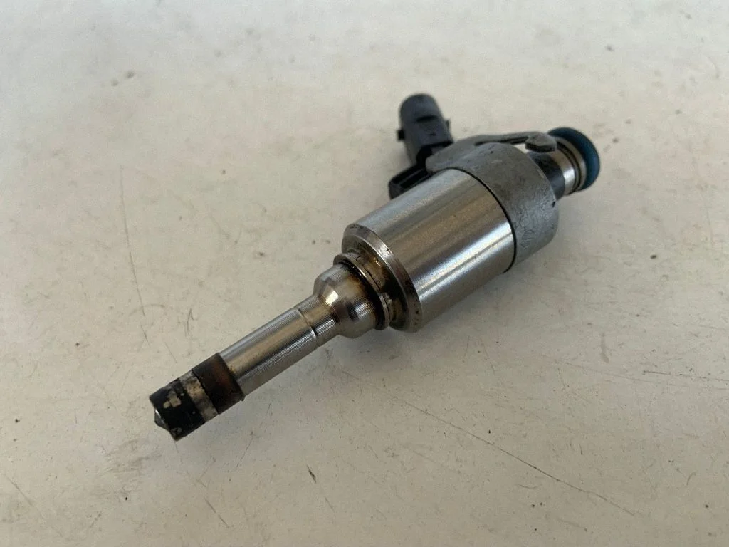 Fuel injector – Audi Q5 SQ5 8R (2008-2017)