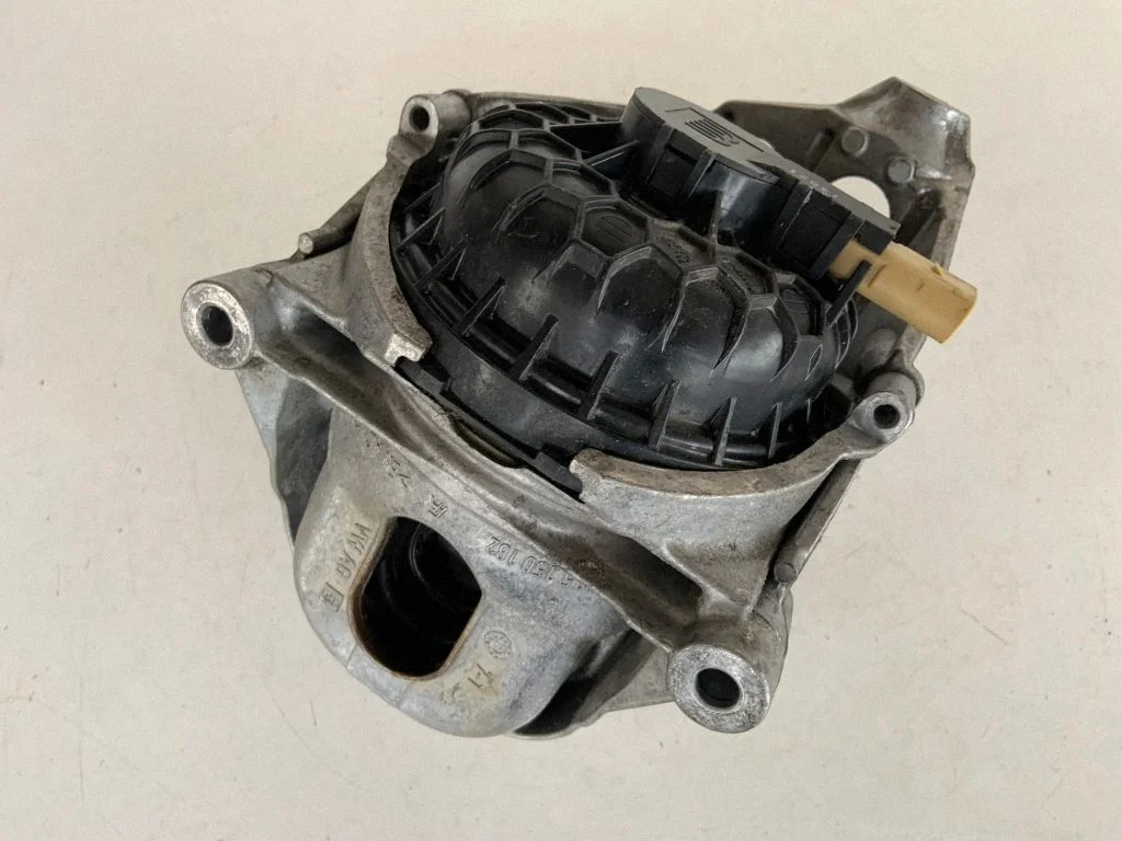 Poduszka silnika 4M0199371FE