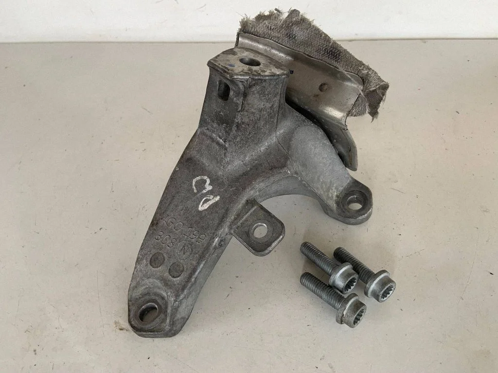 Engine mounting bracket 4G0199308N