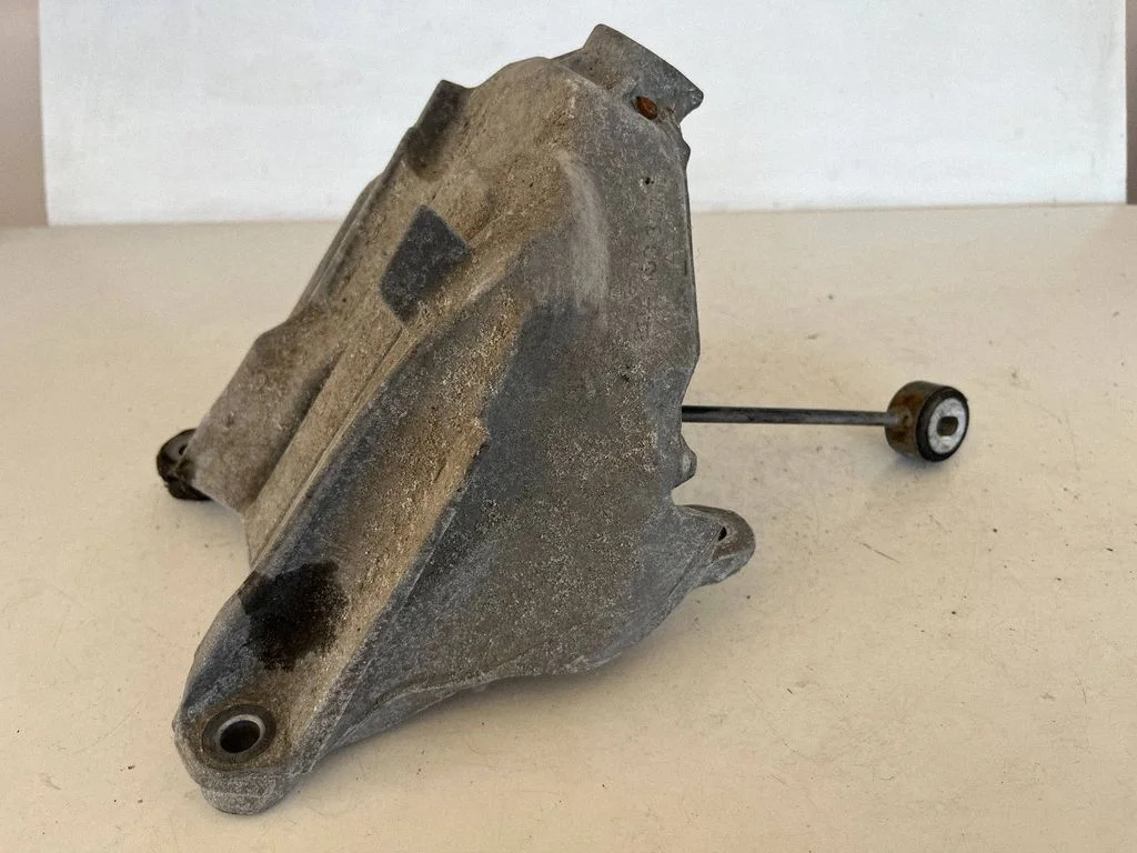 Mootori kinnituskronstein 80A199307D