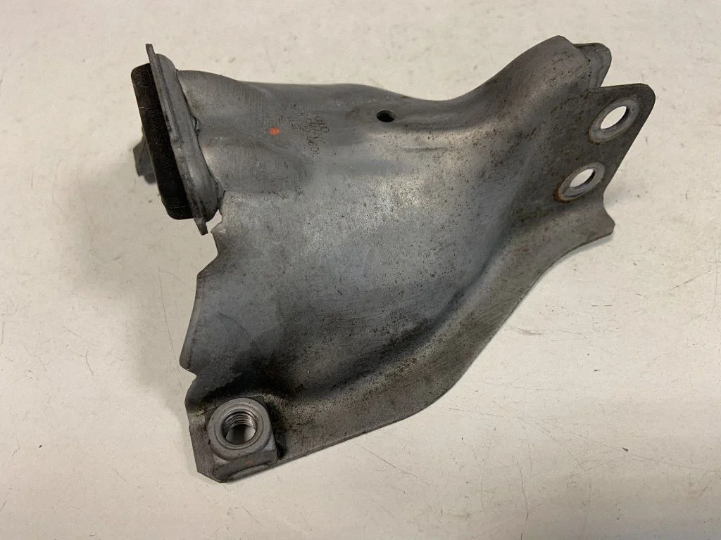 Engine mounting bracket 8K0399060L