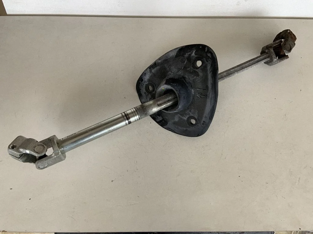 Roolisamba ristliigend – Audi A7 S7 4G (2011-2017)