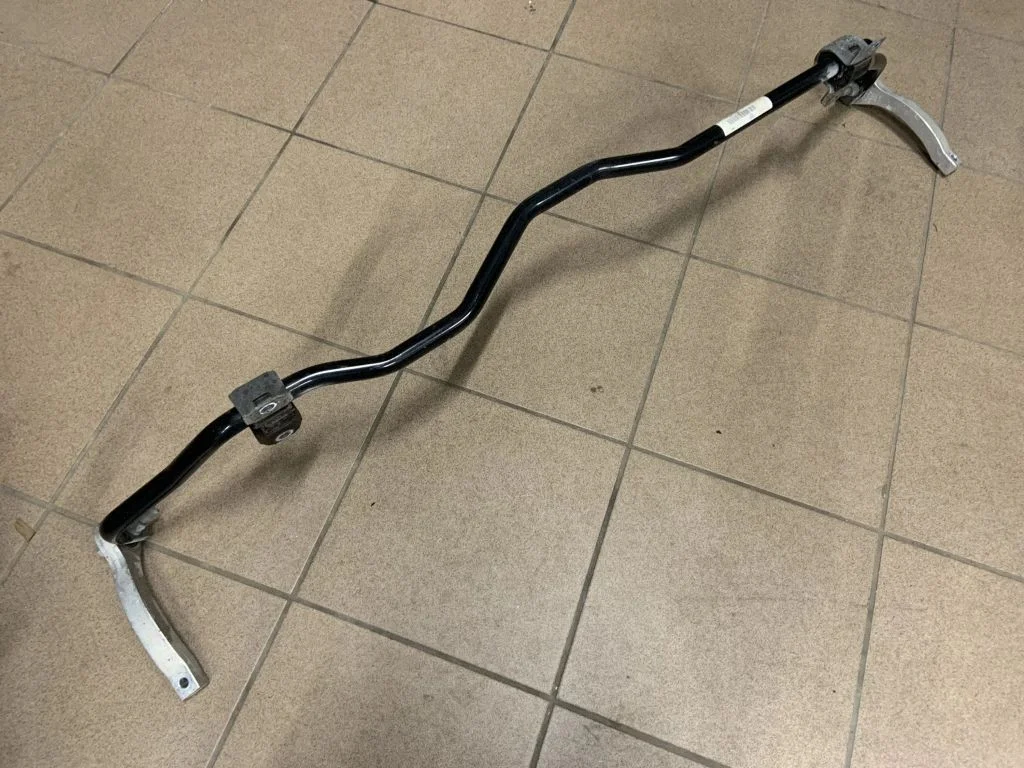 Tagumine stabilisaator 4M0511305L