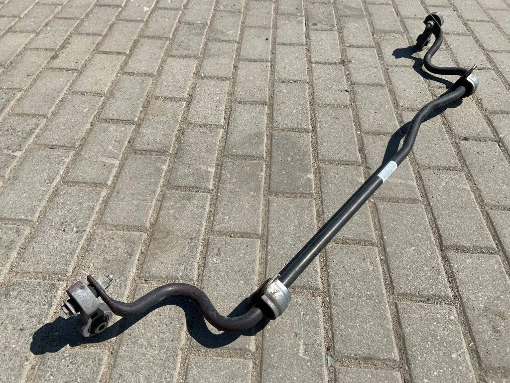 Aizmugurējais stabilizators 4G0511305G