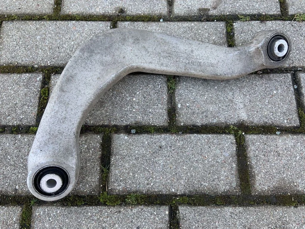 Rear upper control arm/wishbone 8K0505324H