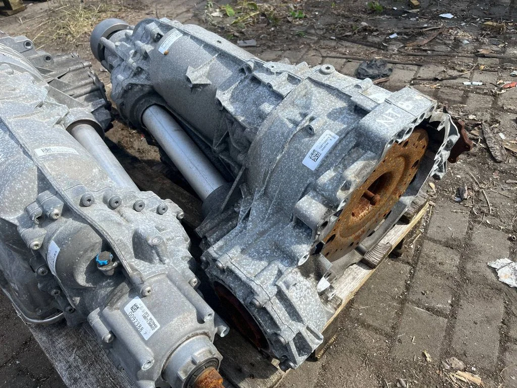 Automatic gearbox – centre