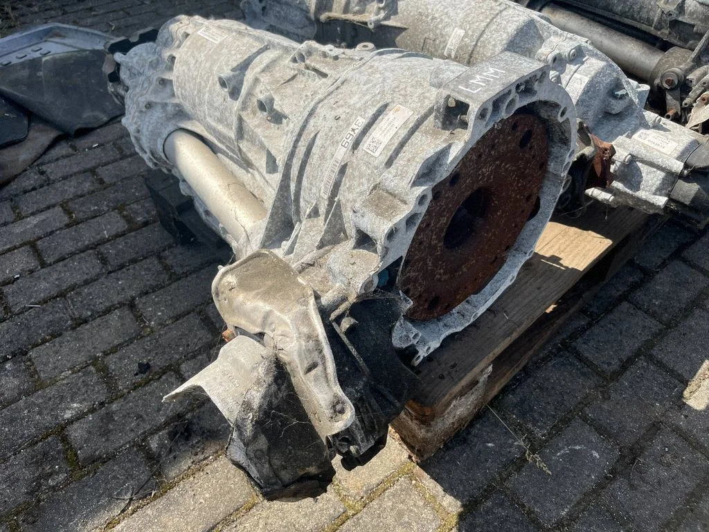 Automatic gearbox – centre