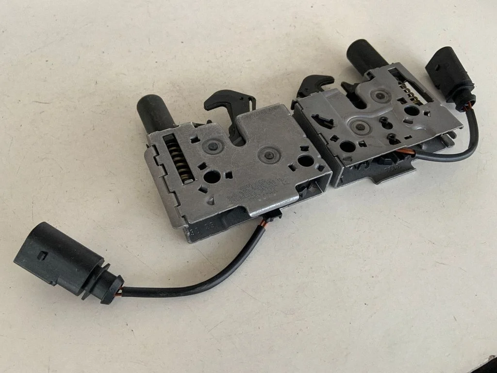 Engine bonnet/hood lock/catch – Audi Q7 4M (2015-)