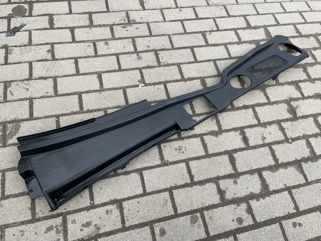 Wiper trim 8R1819447C