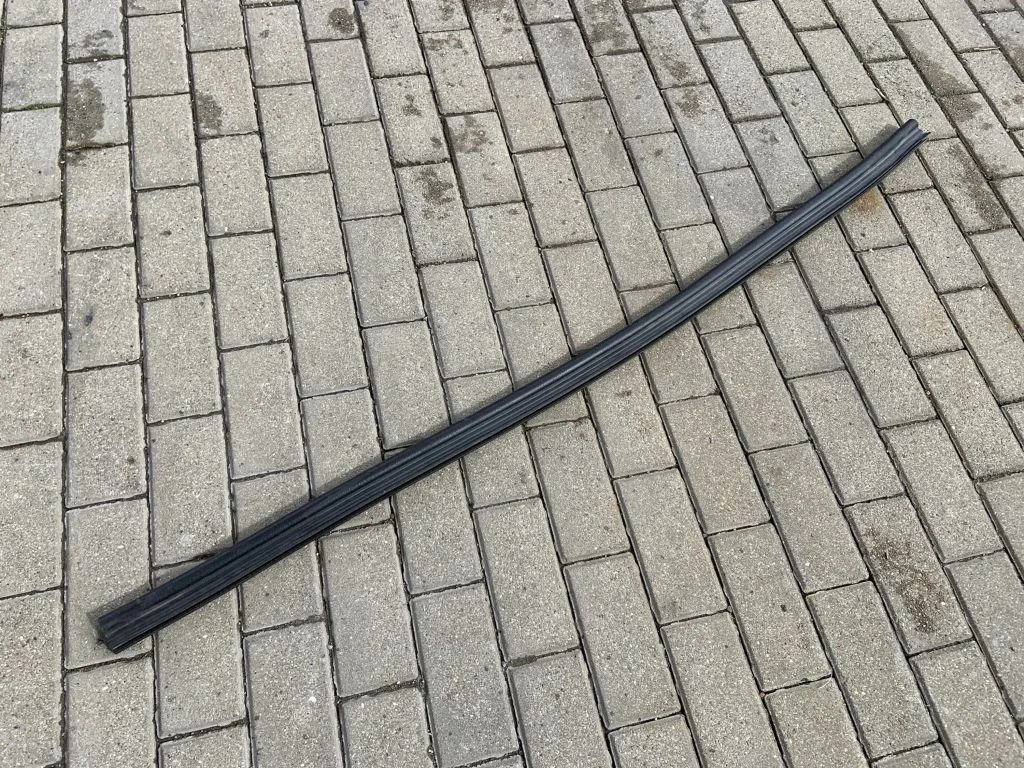Guma variklio skyriaus
