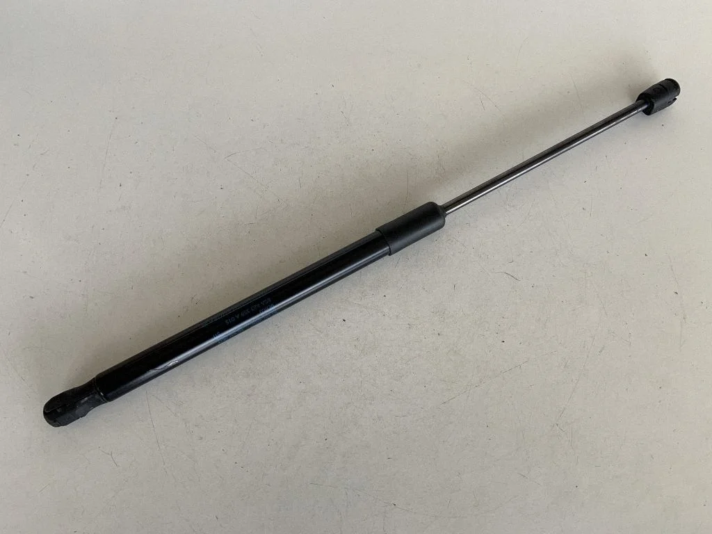 Front bonnet/hood damper/strut – Audi Q5 SQ5 FY (2017-2025)