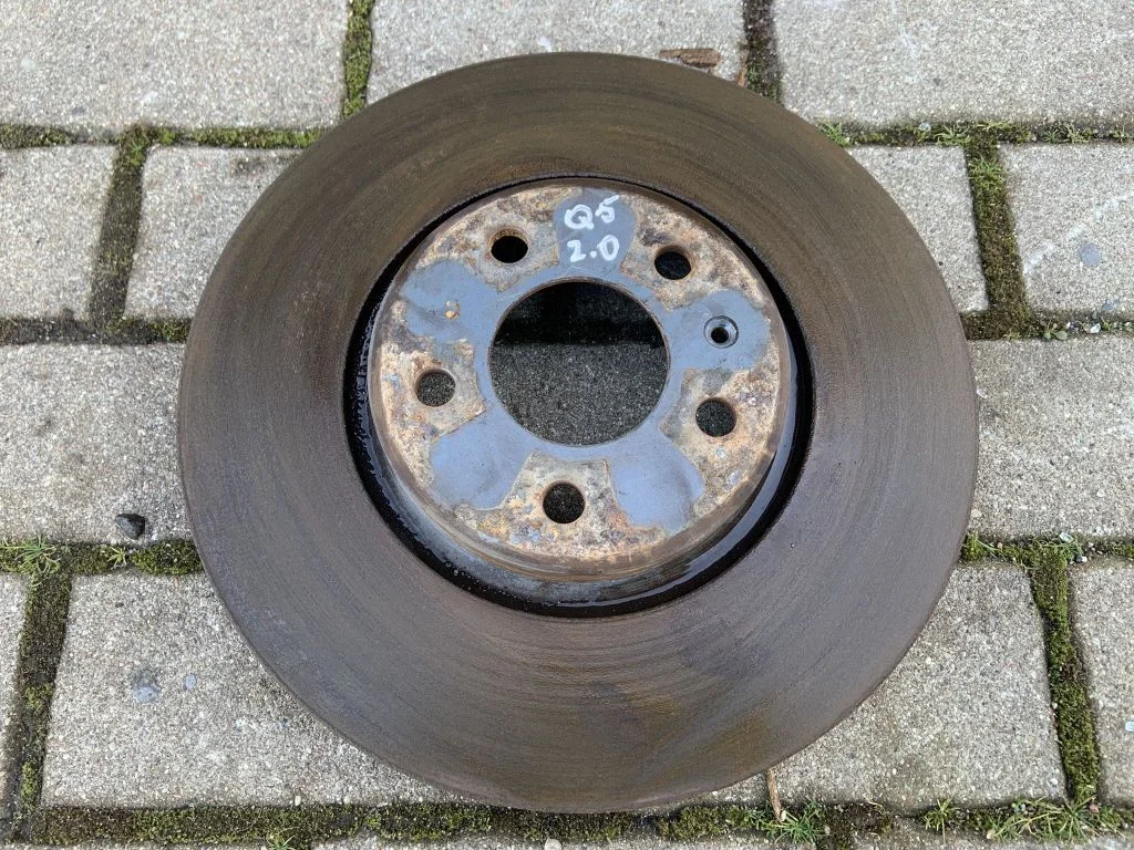 Front brake disc 8R0615301C