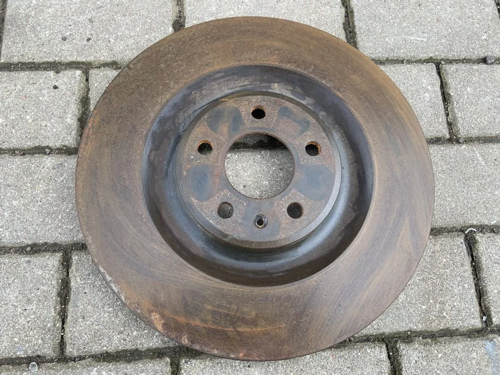 Tarcza hamulcowa tylna 4M0615601P