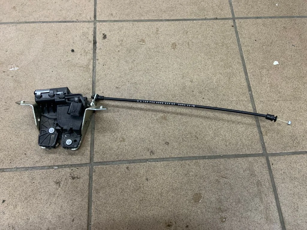 Tailgate/trunk/boot lock/catch/latch A0997400600