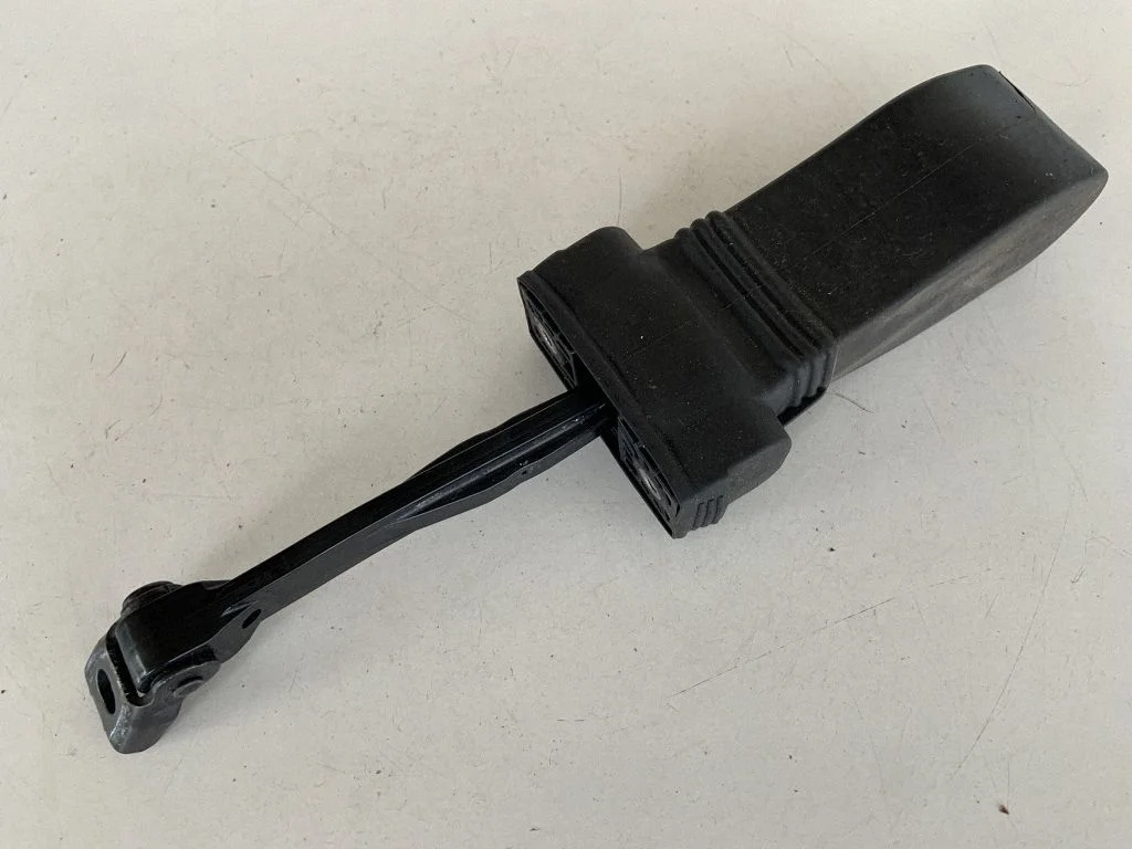 Tagaukse avamispiiraja – Audi A6 S6 C7 4G (2011-2018)
