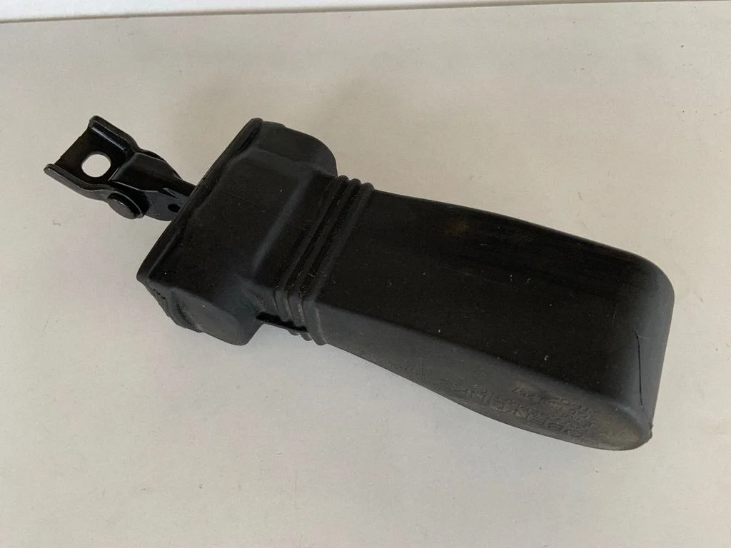 Rear door check strap stopper 4G0839249B