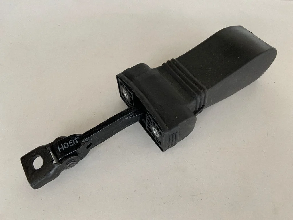 Rear door check strap stopper 4G0839249B