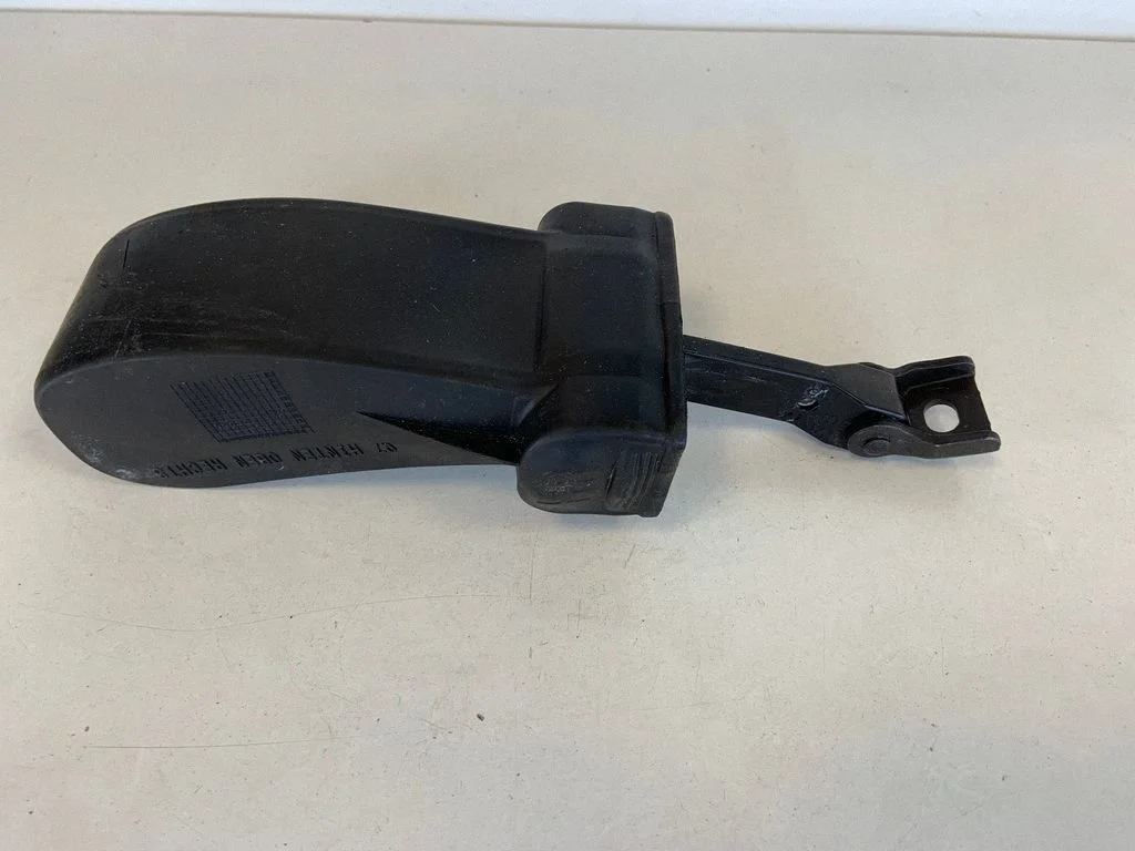 Rear door check strap stopper 4M0839267