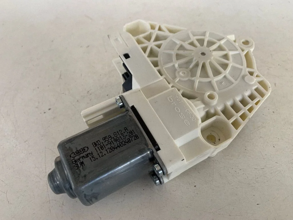 Rear door window regulator motor 8K0959812A