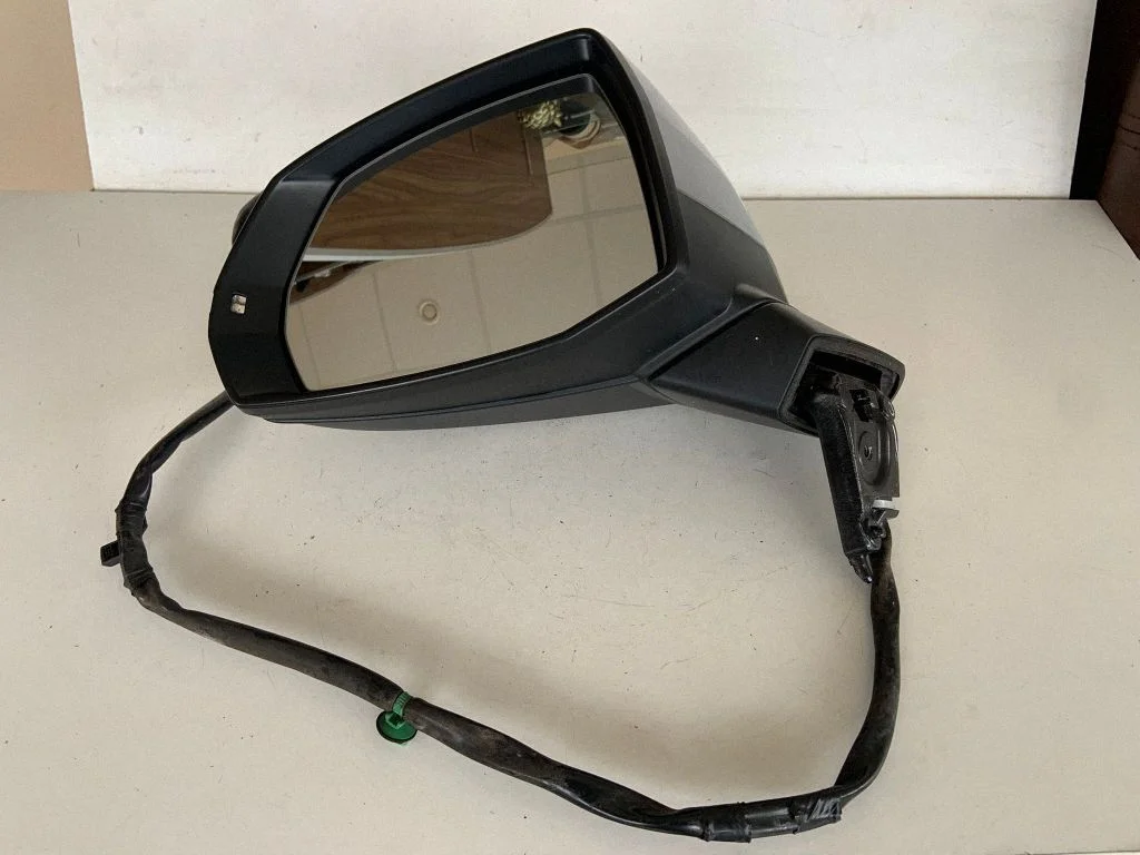 Front door electric wing mirror 80C857409