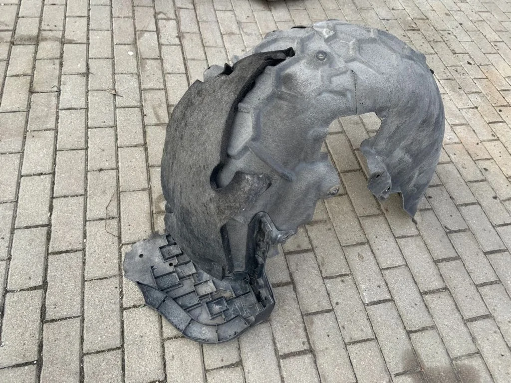 Nadkole tylne 4M0810171G