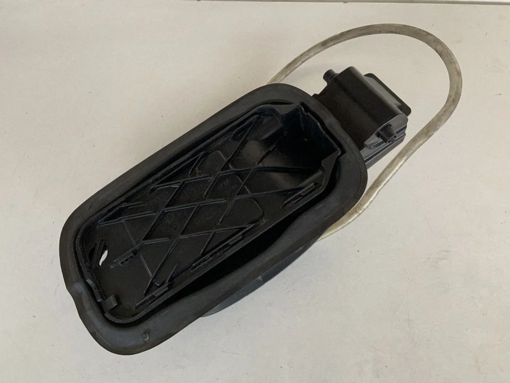 Kütusepaagi kork 8W0809906