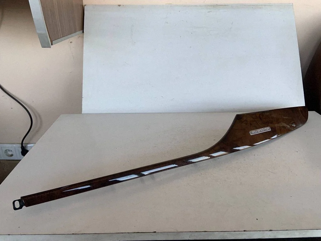 Dashboard glove box trim 4G1853190F