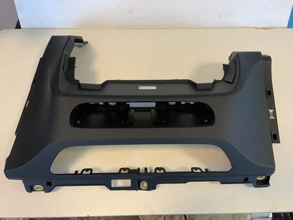 Armatuurlaua alumine viimistluspaneel – Audi Q5 SQ5 FY (2017-2025)