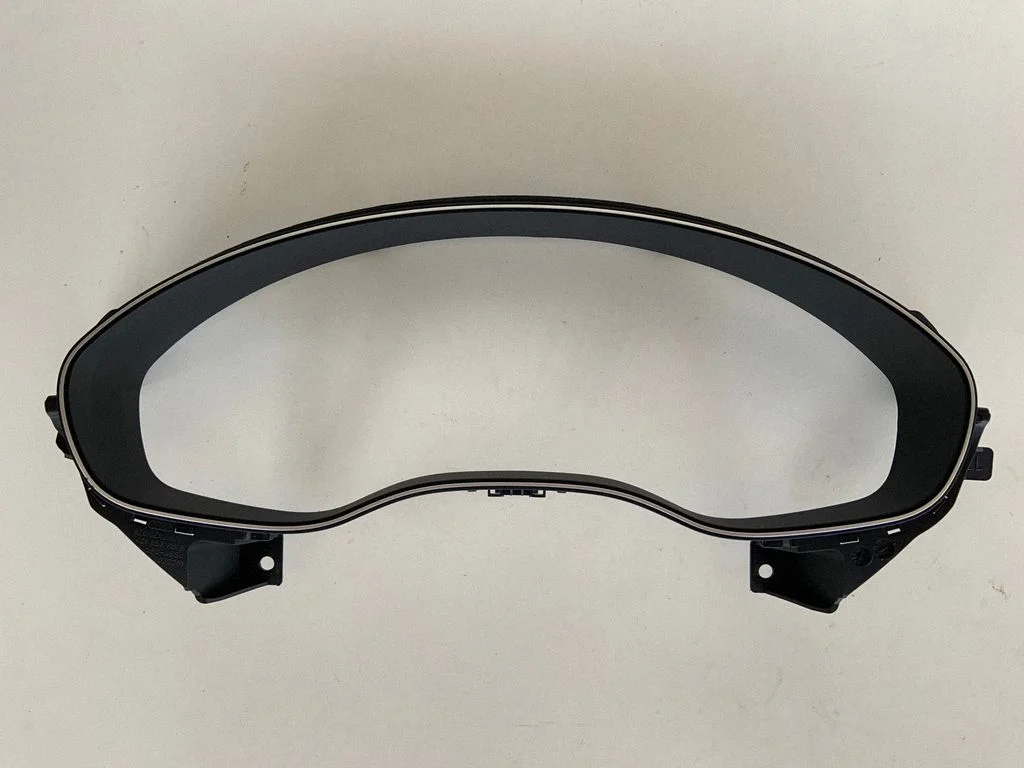 Prietaisų skydelio apdaila