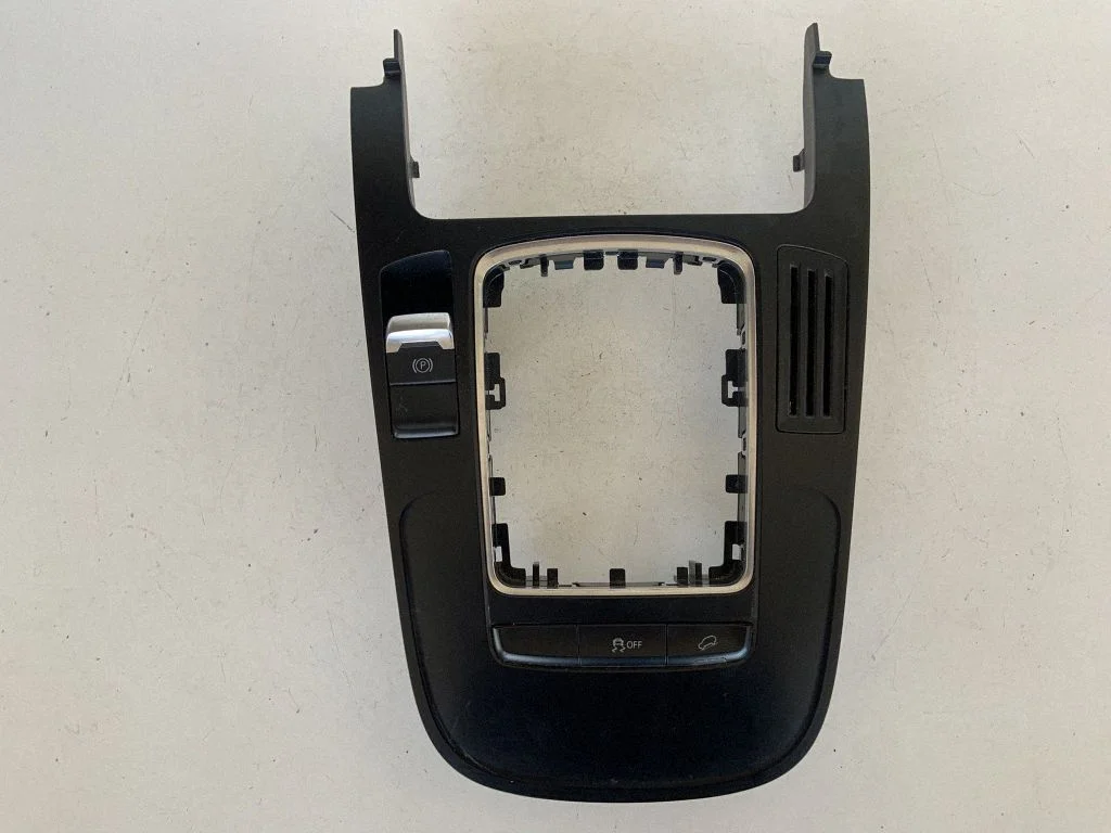 Gear shifter surround trim plastic 8K0864261
