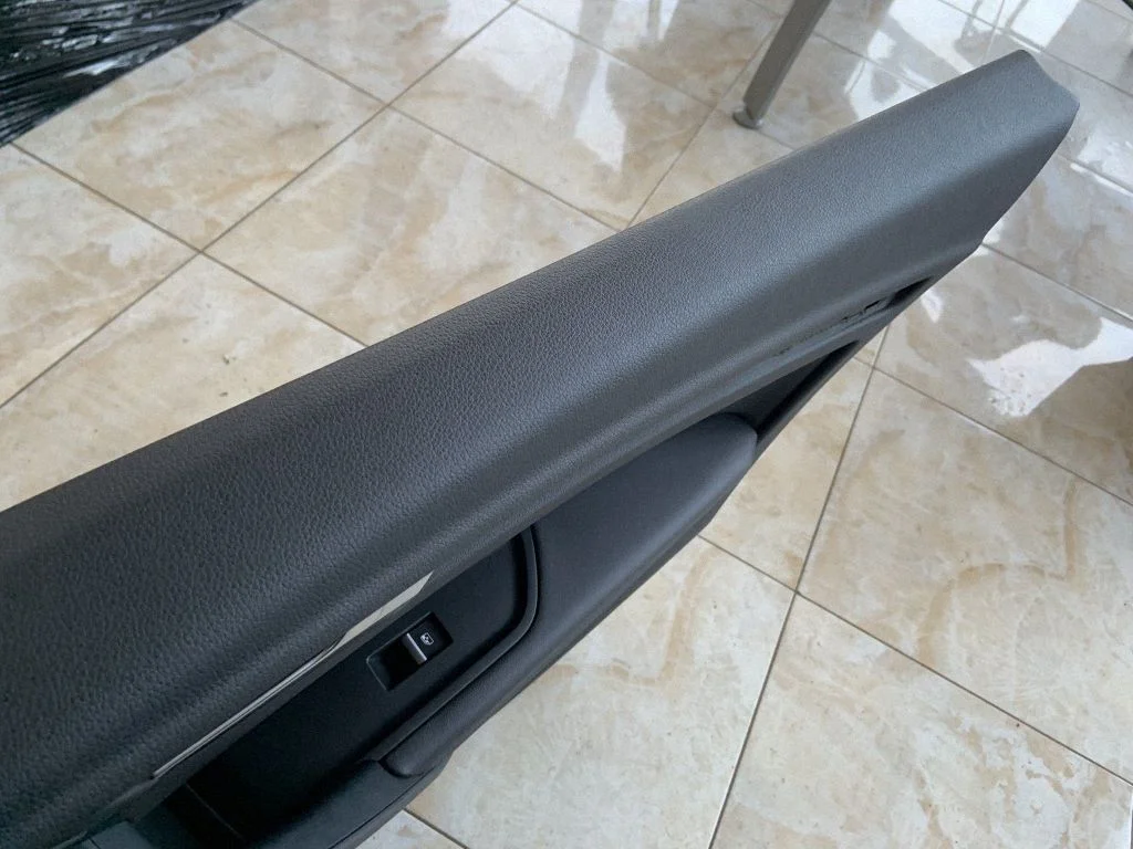 Front door card panel trim 80A867134