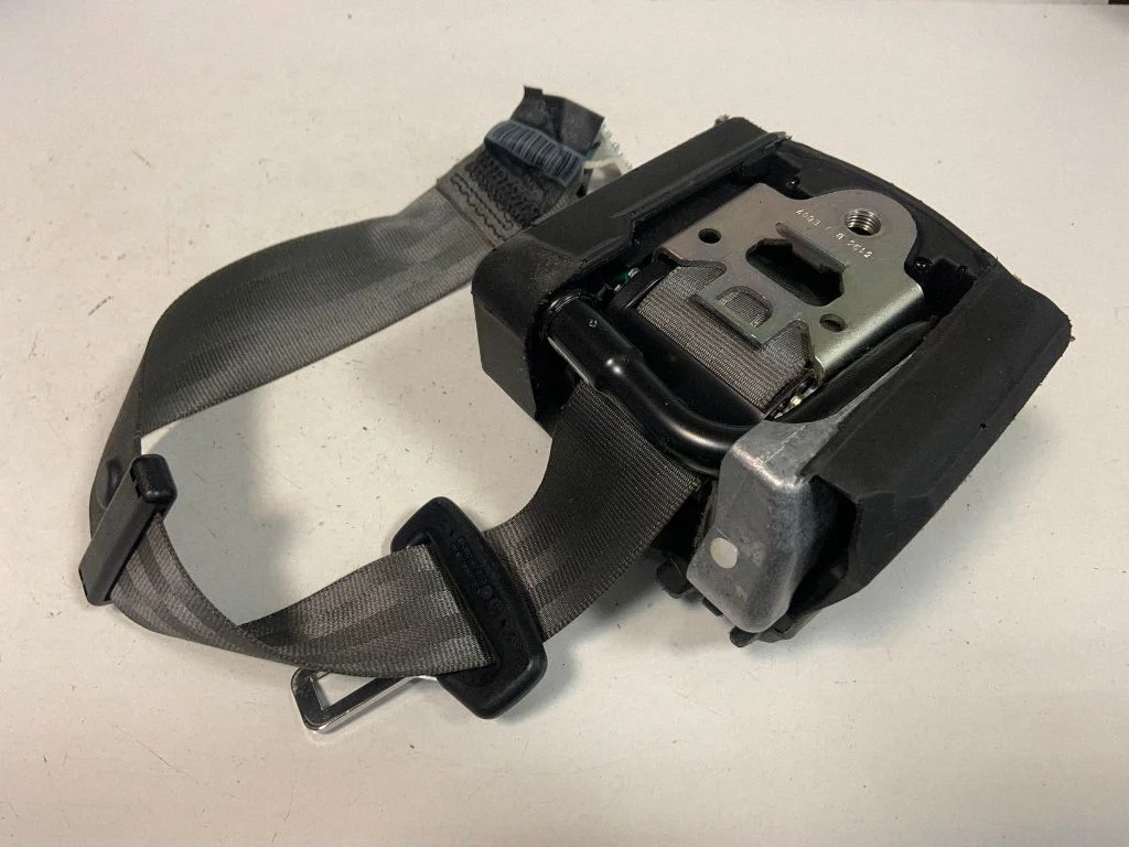 Rear seatbelt 8R0857805J