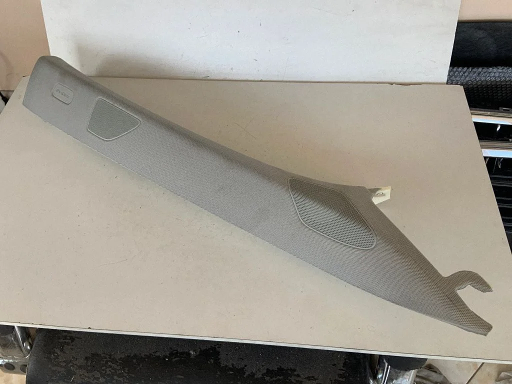 (A) piilari kate 4M0867234P