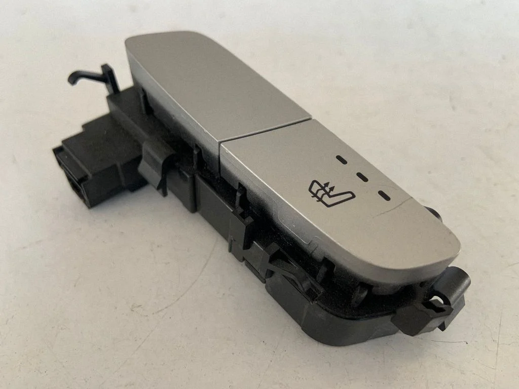 Seat heating switch A2059050404
