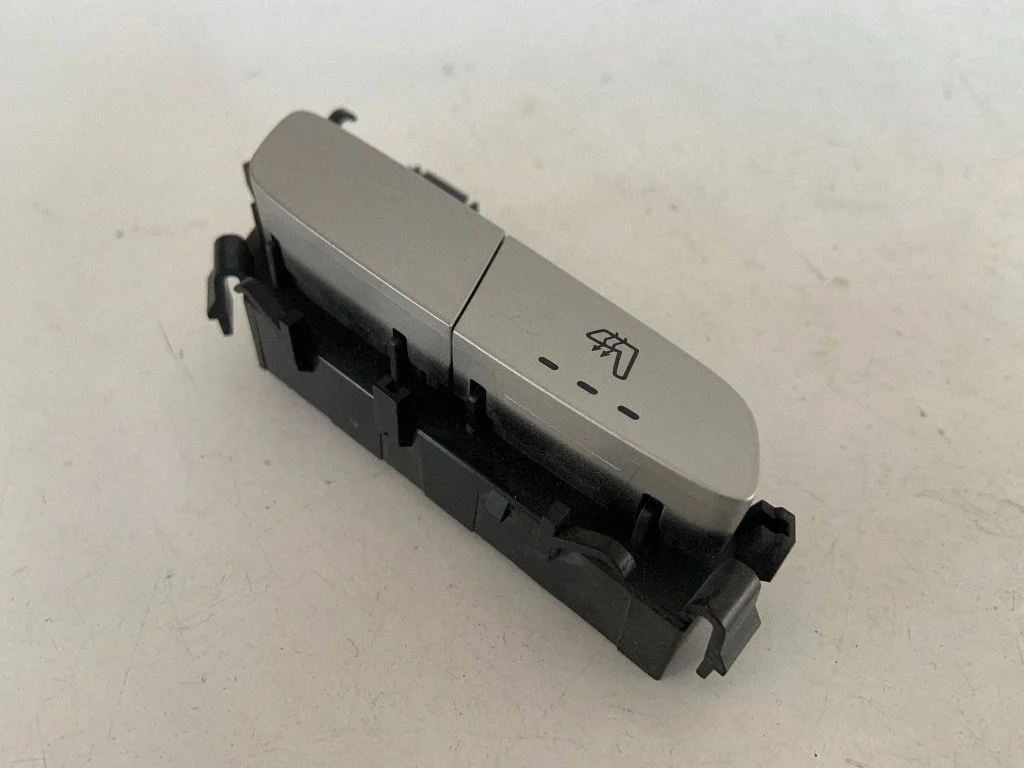 Seat heating switch A2059050004